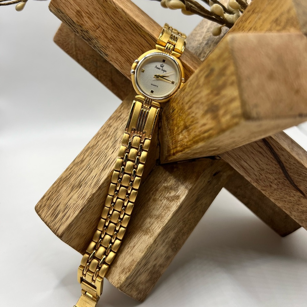 Premier‎ Design Watch